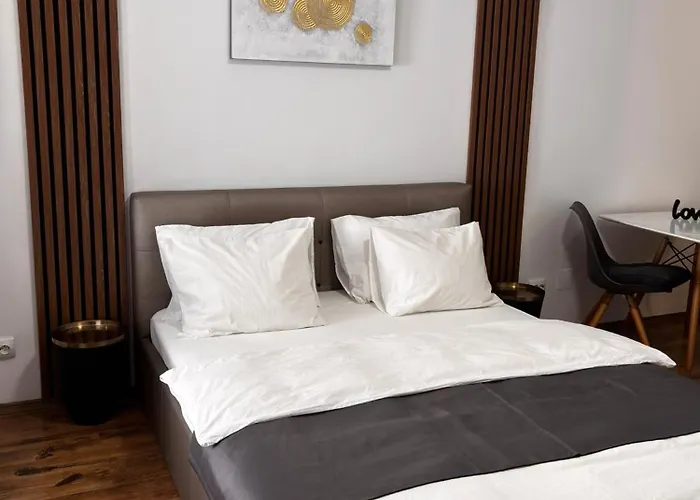 Daire Central Studio Bucharest Bükreş