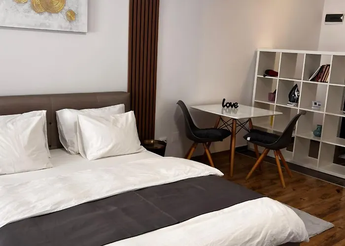 Central Studio Bucharest * بوخارست