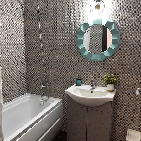 Central Studio Bucharest Apartment *